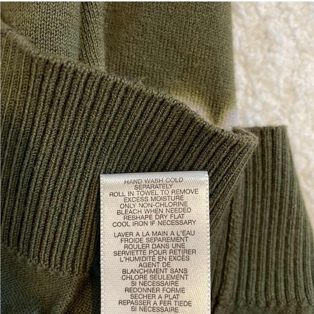 MICHAEL KORS TIE- DYE OLIVE GREEN AND WHITE SCARF - Picture 14 of 15